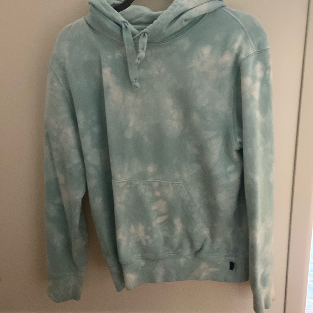 lucky brand tie die sweatshirt.
